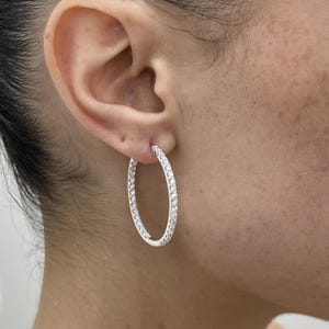 Round Diamond 1.71 ct Hoop Earrings, Glamorous E/VVS2 Clarity LGD Diamonds, White Gold 14K Luxury Quality Eco Diamond Earrings