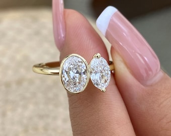 Toi Et Moi Ring 14K Yellow Gold 1.3ct E/VVS2 Oval Cut Lab Created Diamond 2- Prong,Bezel Setting 1 Oval Shaped Side Stones