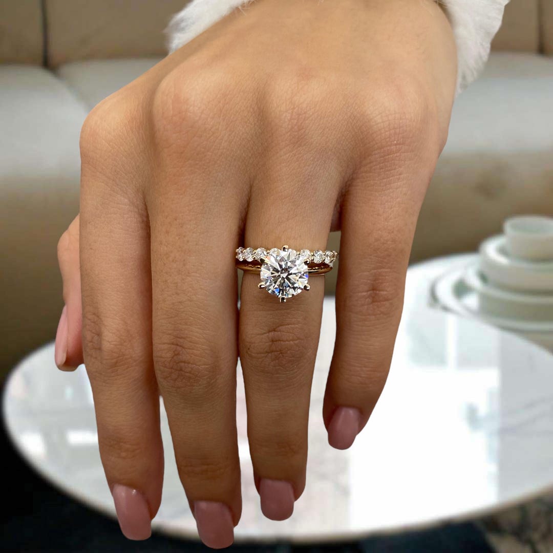 14K Yellow Gold Wedding Ring Set, Round Cut Diamond Engagement