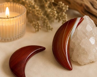 Carnelian Crescent Moon Crystal for Confidence, Creativity and Grounding | Root, Sacral and Solar Plexus Crystal