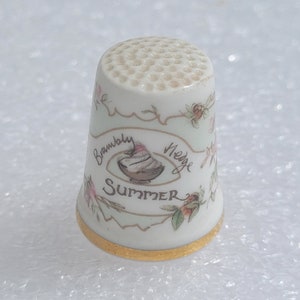 Royal Doulton Brambly Hedge Summer Thimble