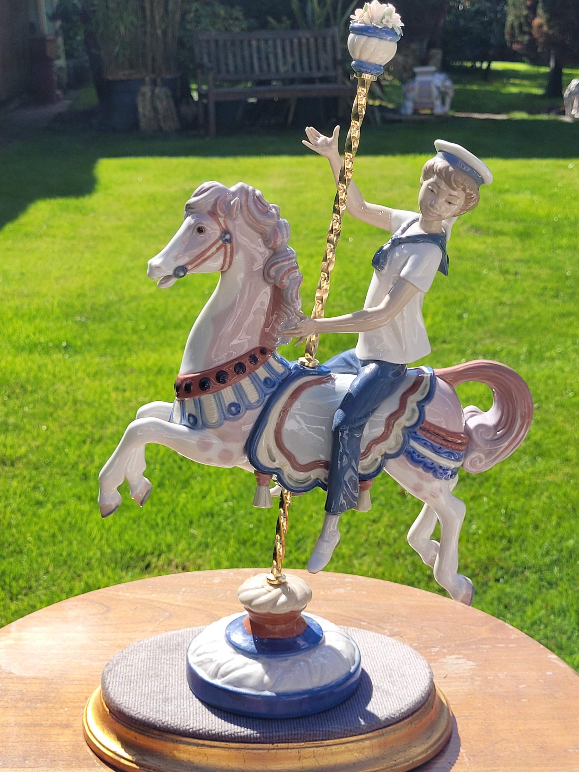 LLADRO リヤドロ 5721 Once Upon a Time Cinderella's Arrival Sculpture. Limited Edition | Lladró® USA