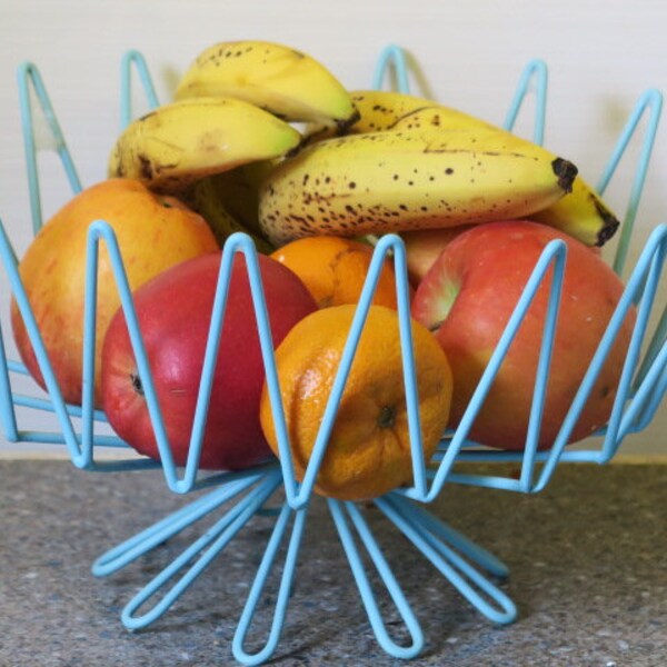 Sputnik 60s Wire Fruit Bowl / Basket blue