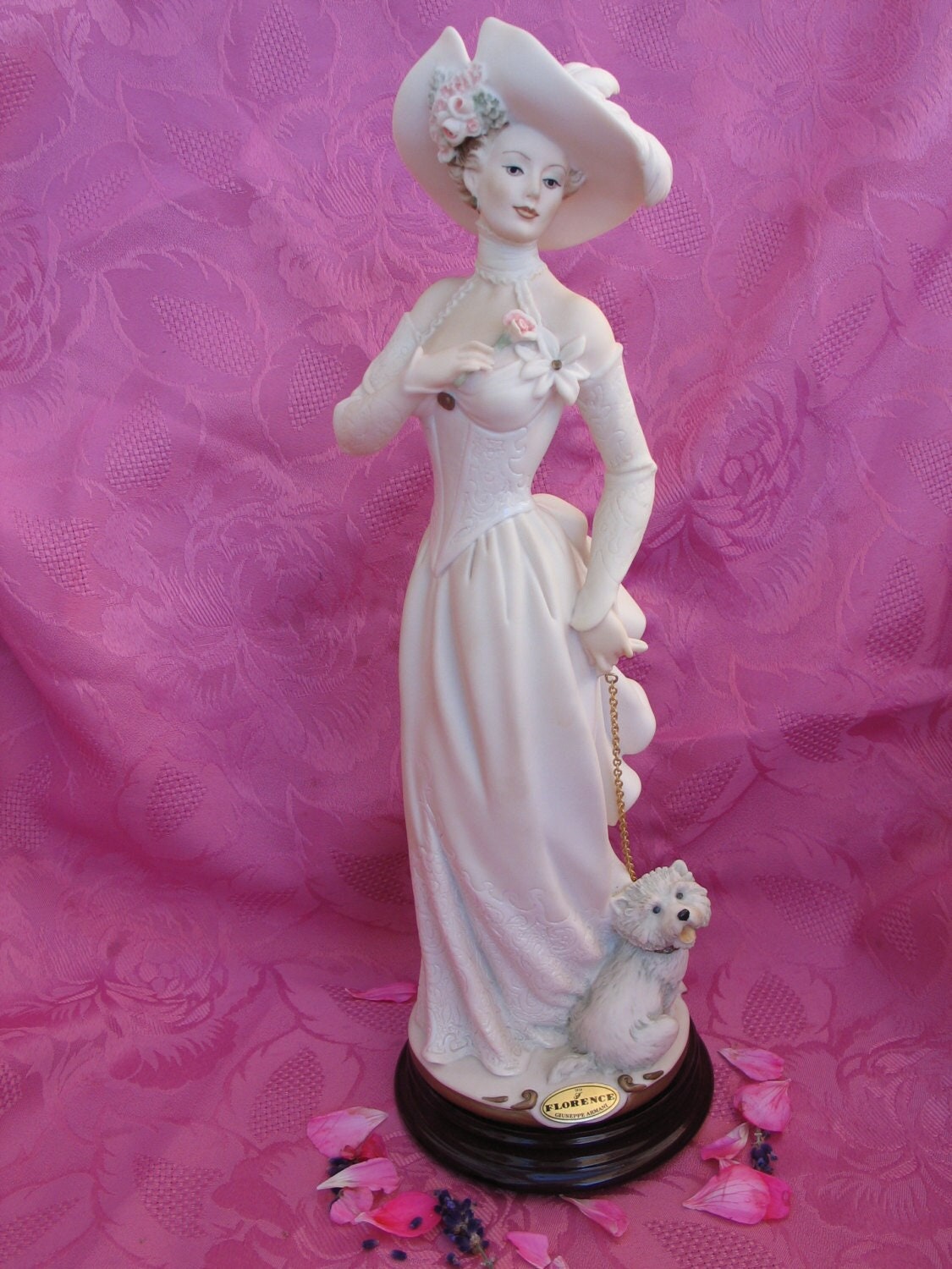 Giuseppe armani lady with dog - Etsy 日本
