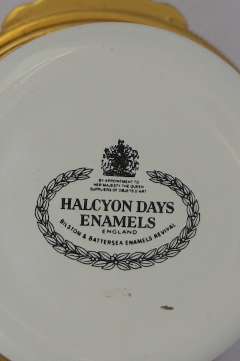 Halcyon Days Trinket Box Fuschia and Honey Bee