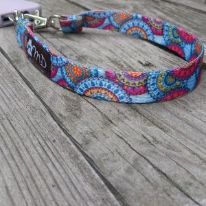Mandala Gears Correa de muñeca para teléfono / Pulsera para teléfono / Cordón para teléfono / Hecho en Japón