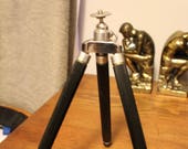 Nice ISING BERGNEUSTADT Camera Telescoping Brass Tripod Case Germany 10-45