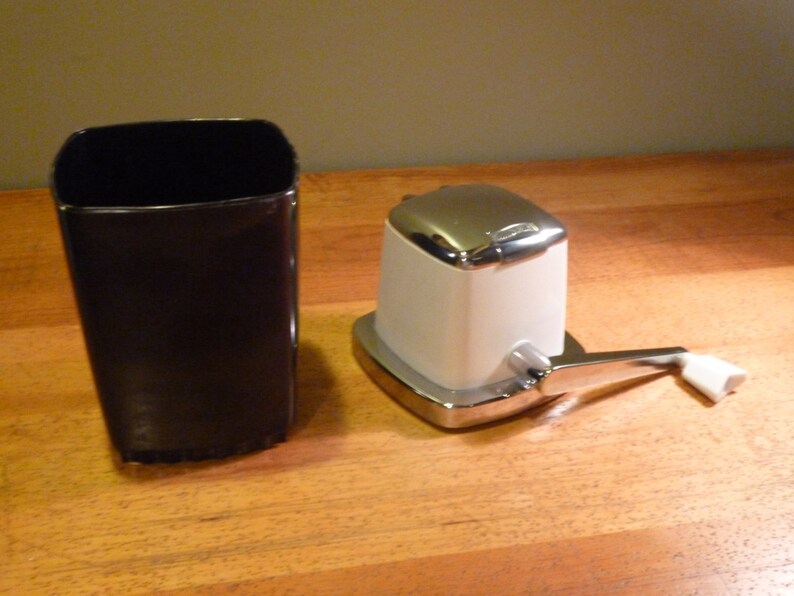 1950s Swing A Way Vintage Countertop Ice Crusher Black White Etsy