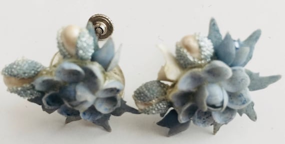 A Unique Baby Blue, Faux Seashells, Faux Pearl Sc… - image 1