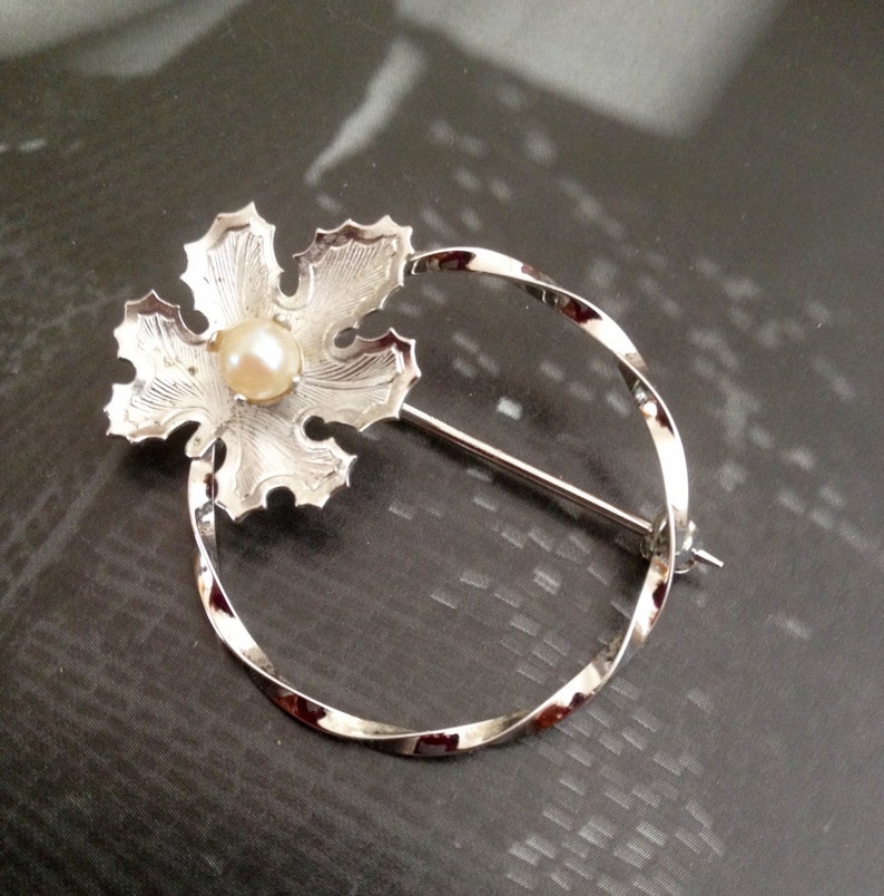 Early Coro Sterling Silver Circular w Cultured Pearl 1920/'s