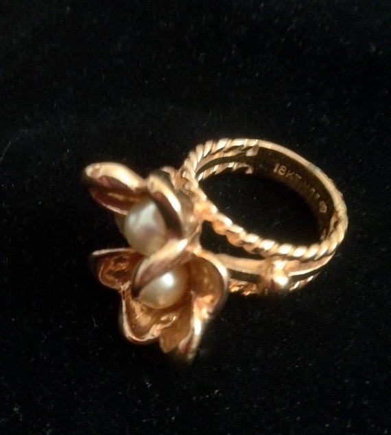 This is a Stunning and Substantial 18kt Gold Fille