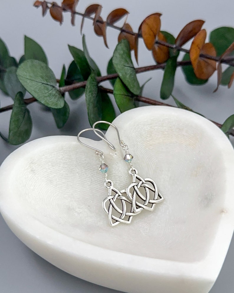 Silver Celtic Sister Knot Earrings Great Gift Idea for Wife or Girlfriend Scottish and Irish Earrings for Women Eternal Heart Earrings 画像 7