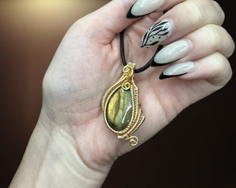 Deflect Bad Vibes: Labradorite Wire Wrapped Crystal, for protection of your energy
