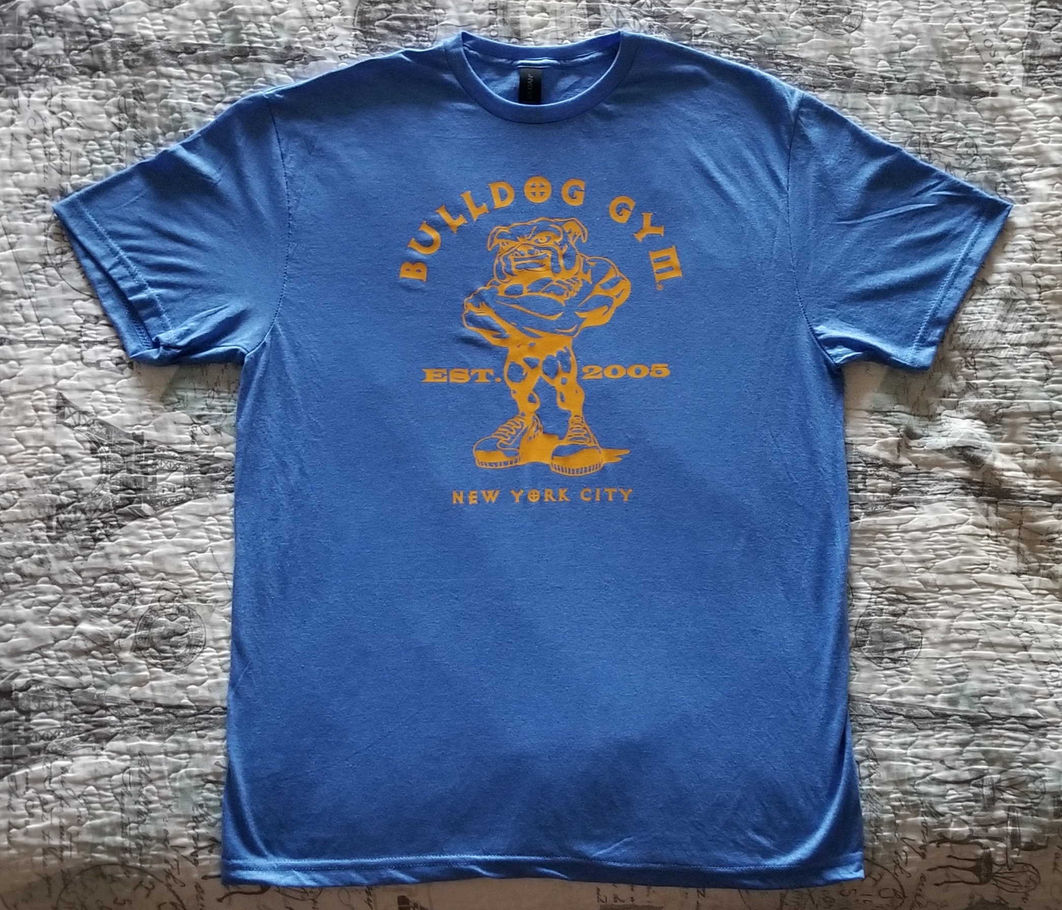 BULLDOG GYM New York City Vintage Logo Workout Bodybuilding Muscle T