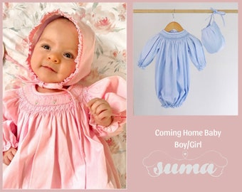 Coming Home  Baby Girl / Boy Gown,  Smocked Newborn Outfit, Baby Shower Gift, Coming Home  Baby Hospital Outfit First Photoshoot Outfit Baby