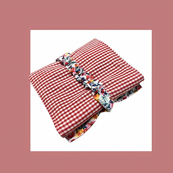 First Period Kit, Women Essentials, teen period kit Discreet Menstruation Pack. School pads Pack. First Moon Gift.