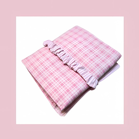 Pink  first Period Kit, Women Essentials, teen period kit Discreet Menstruation Pack. School pads Pack. First Moon Gift.