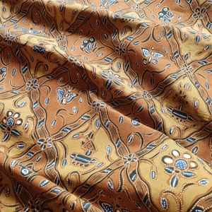 Indonesian batik fabric, Traditional Javanese wedding sarong batik sogan Sido Mukti image 8