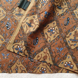 Indonesian batik fabric, Traditional Javanese wedding sarong batik sogan Sido Mukti image 5