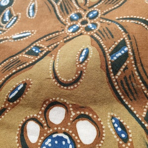 Indonesian batik fabric, Traditional Javanese wedding sarong batik sogan Sido Mukti image 4