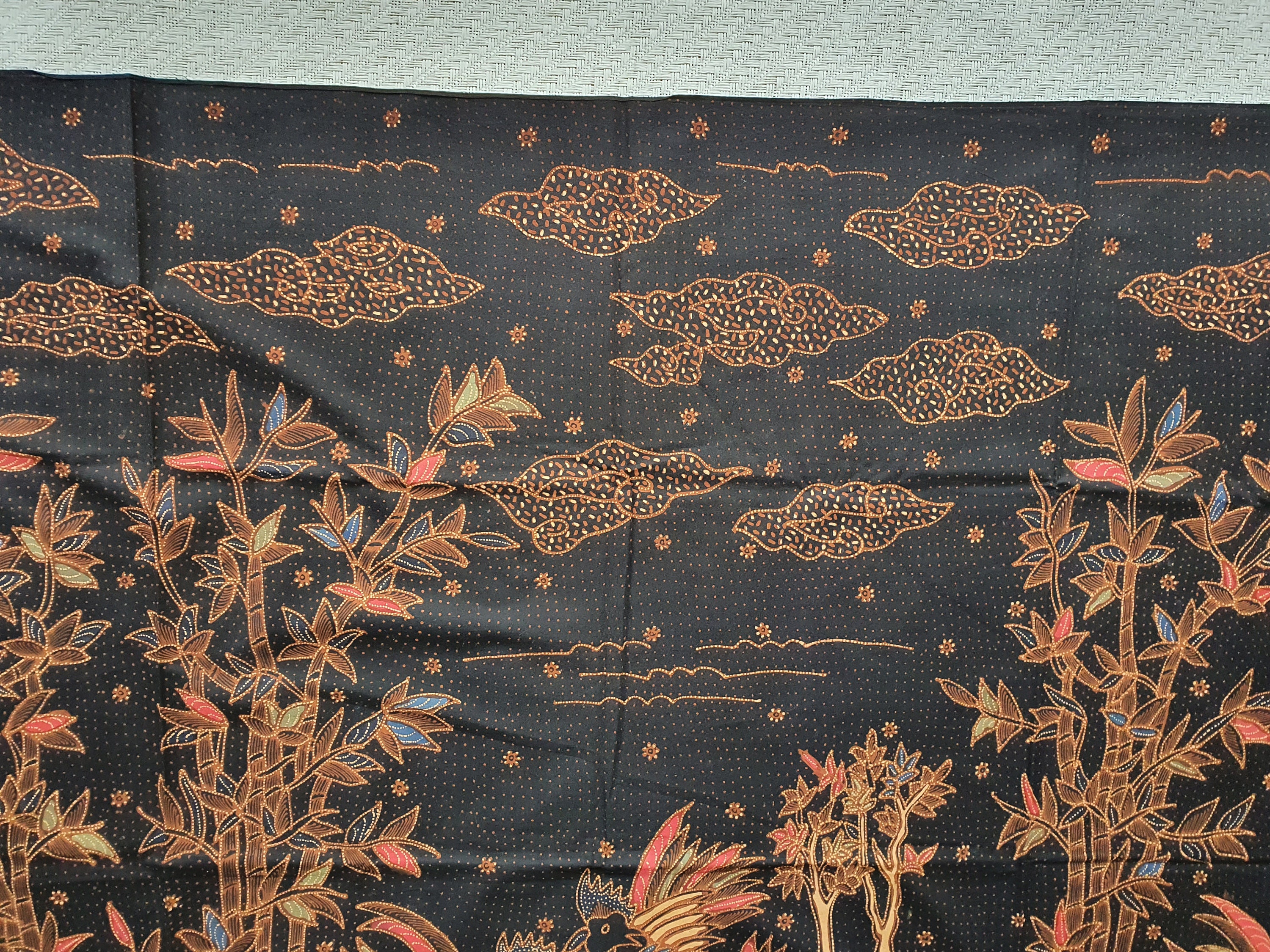 Indonesian Batik Fabric, Traditional Javanese Wedding Sarong Batik Sogan  Sido Mukti -  Israel