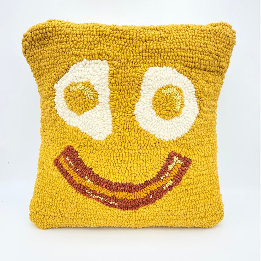 Œufs Faits à La Main et Oreiller Au Bacon