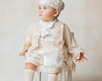 Traje de bautizo para niños Príncipe B032, 100% SEDA Dupioni, vestido de bautismo hecho a mano color beige o blanco, sombrero a juego, colgador de zapatos y bolsa de ropa