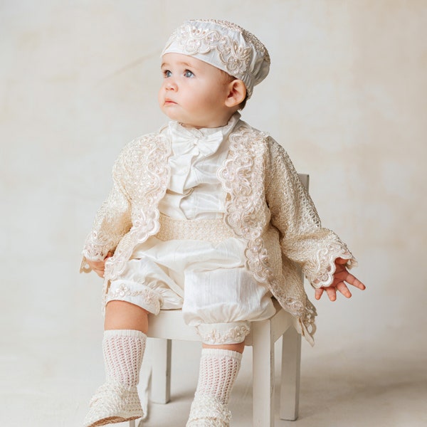 Traje de bautizo para niños Príncipe B032, 100% SEDA Dupioni, vestido de bautismo hecho a mano color beige o blanco, sombrero a juego, colgador de zapatos y bolsa de ropa