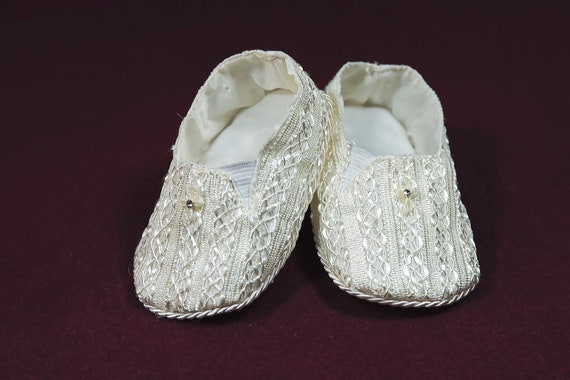 patio de recreo niebla nuez Zapatitos para Niño o Niña bordados a mano Blancos o Ivory - Etsy España patio de recreo niebla nuez Zapatitos para Niño o Niña bordados a mano Blancos o Ivory - Etsy España