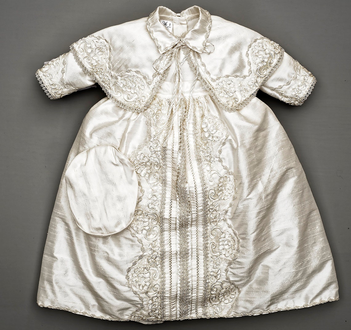 Helen & Harold's Baptism Gown main image 0