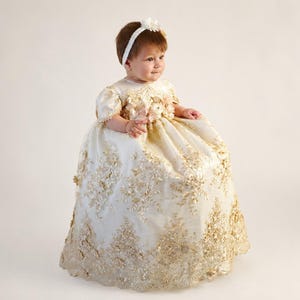 Ropón para Bautizo de Niña G019 | 100% Seda Charmeuse | Vestido de Encaje Bordado | Blanco o Marfil