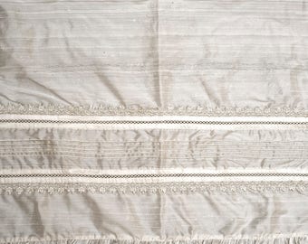 Handgemachte Seide Taufdecke | Gestickte Baby-Empfangsdecke