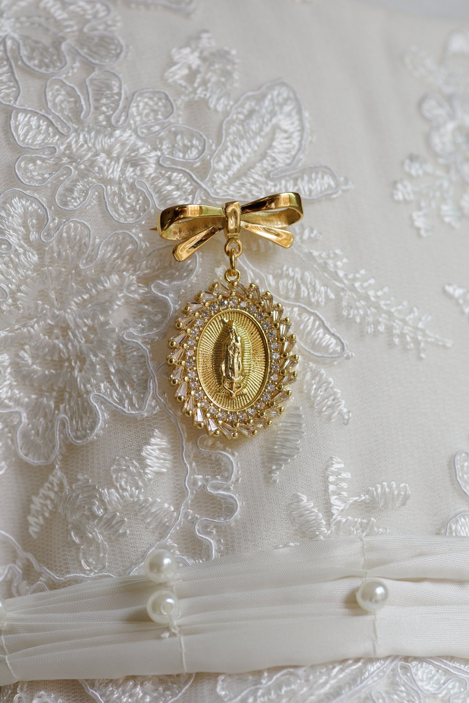 Gold Plated Baptism Bar Pin Virgin Mary Medal and Chain | Primera ...