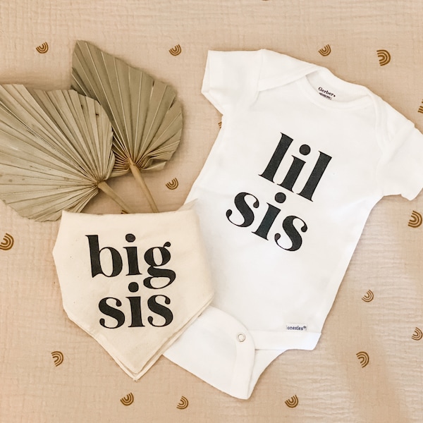 BUNDLE: Lil sis newborn bodysuit + big sis or big bro dog bandana (For baby announcement, baby announcement, maternity photoshoot)