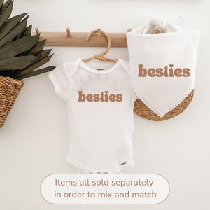 Besties pasujące do siebie bandana dla psa, body niemowlęce, koszulka dla malucha, ogłoszenie, sesja zdjęciowa rodziny, ciąża, mama psa, prezent na baby shower, noworodek