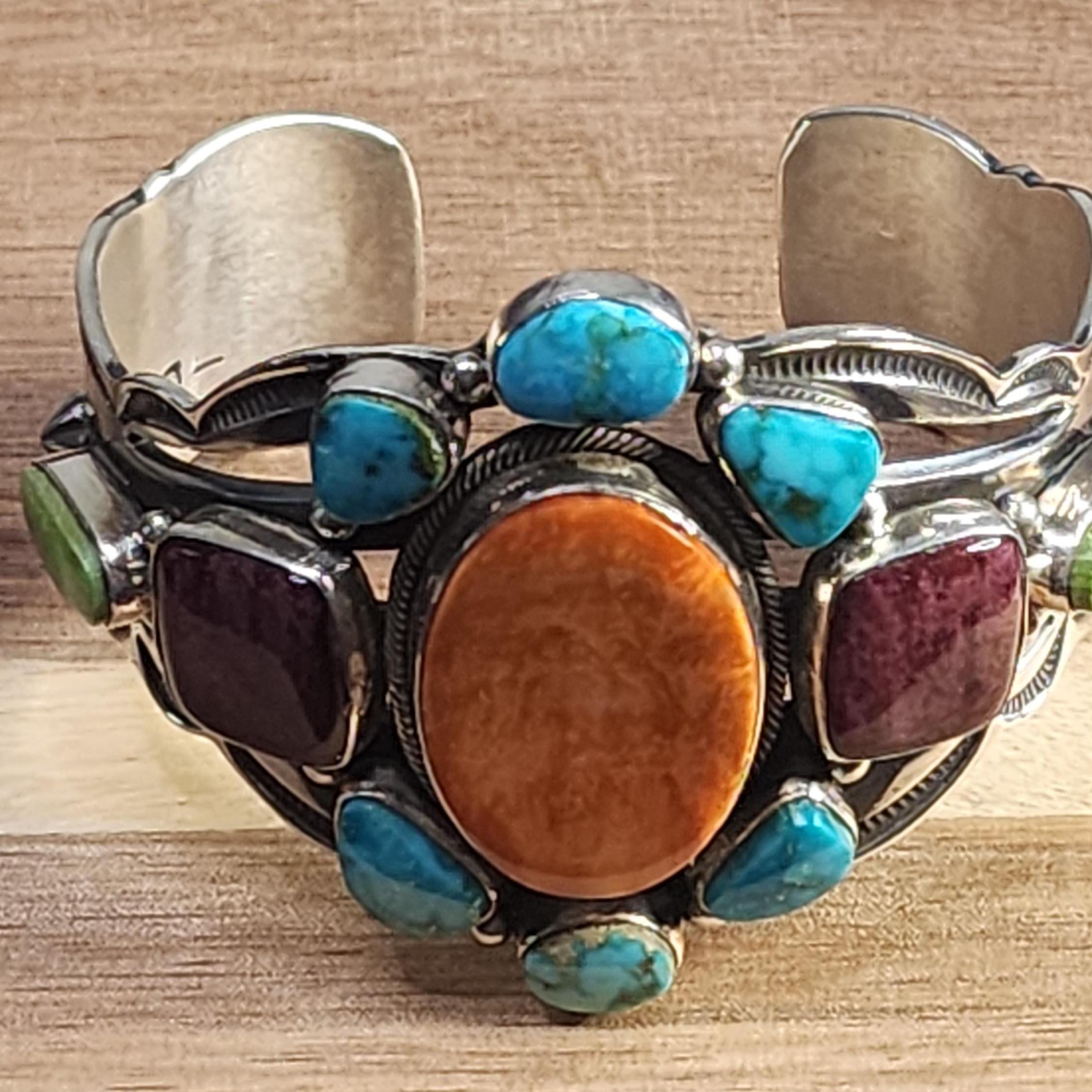 アクセサリー Aaron Toadlena navajo bangle fit=scale-down,w=1200