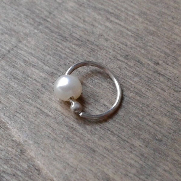 Silver hoop with pearl, small pearl hoop, sterling silver cartilage earring, tragus earring, helix earring, freshwater piercing jewelry