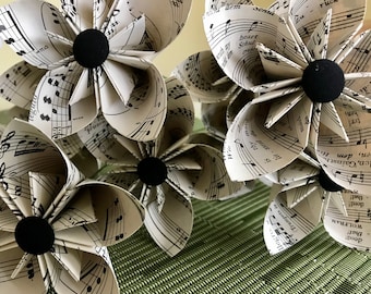 5 Music Paper Flowers