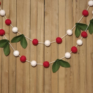 Berry Felt Leaf Christmas Garland, Winter Wedding Decor, Holiday Mantel Decoration, Red and White Wool Felt Balls with Green Leaves