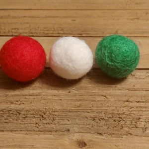 Classic Christmas Felt Ball Garland, Tree Decoration, Holiday Mantel Decor, Red, White, and Green Wool Pom Poms image 3