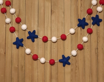 4th of July Felt Ball Garland, Memorial Day Patriotic Decorations, Red and White Wool Pom Poms with Navy Blue Stars