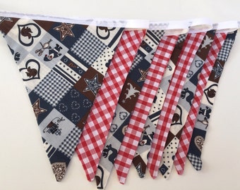 Handmade Traditional Scandi-inspired Christmas Bunting