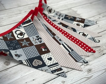 SALE! Handmade Traditional & Rustic Scandi-inspired Christmas Bunting with Red