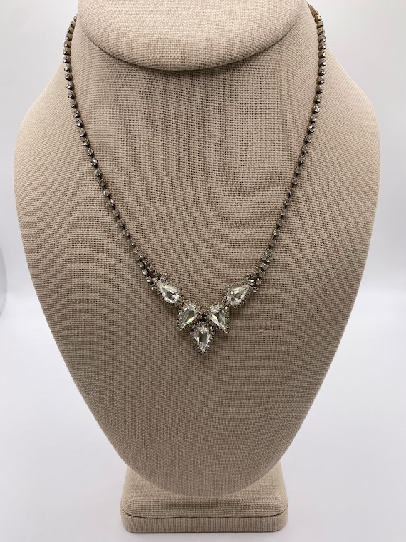 Vintage wedding necklace | Elegant rhinestone drop