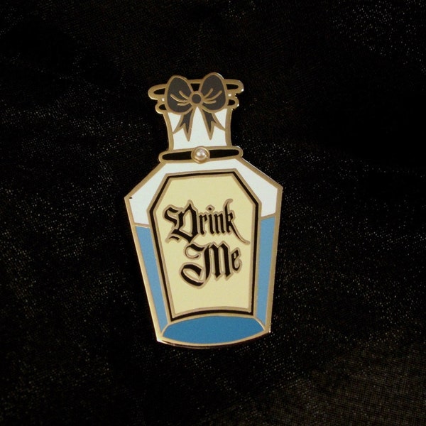 Alice in Wonderland - Drink Me Bottle Enamel Pin - Lapel pin, Disney Inspired Pin, Poison Bottle, Wearable Accessories, Pins for Jean Jacket