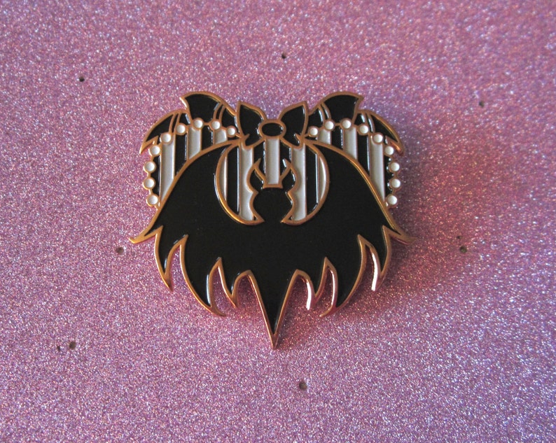 Heart Bat Enamel Pin black Lapel Pin Brooch Halloween Etsy