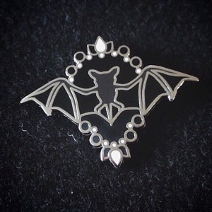 Halloween Dracula Face Pin Brooch main image 1