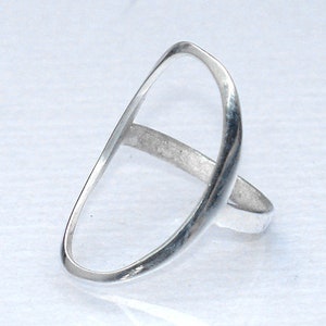 Minimal Open Empty Ring, Oval Modern Ring, Open Ring With Hole,  Ring Silver-925, Tao , Trendy Ring, Best Fashion Gift