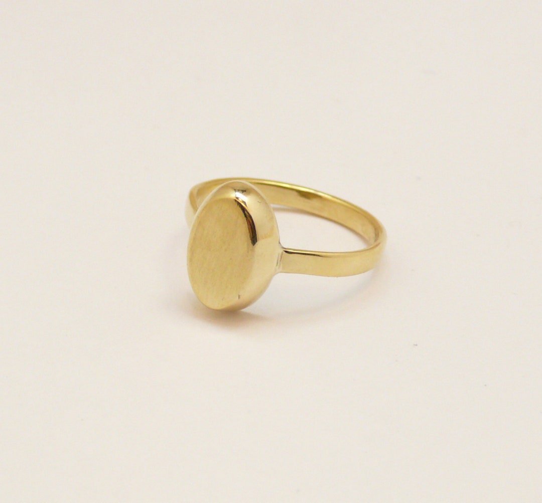 Ladies Oval Signet Ring 8mm by 12mm Women Midi Ring Shinny - Etsy