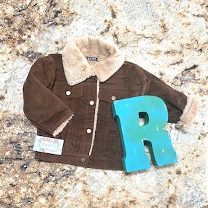 Kids Western Corduroy Coats with very soft and warm Sherpa lining. Available in pink, yellow and brown.